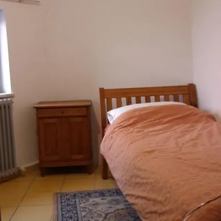 Apartamento Guenstiges, Ruhiges Haeuschen *